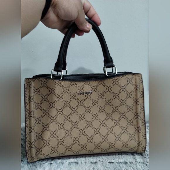 Nine west bags - Picture 2 of 9